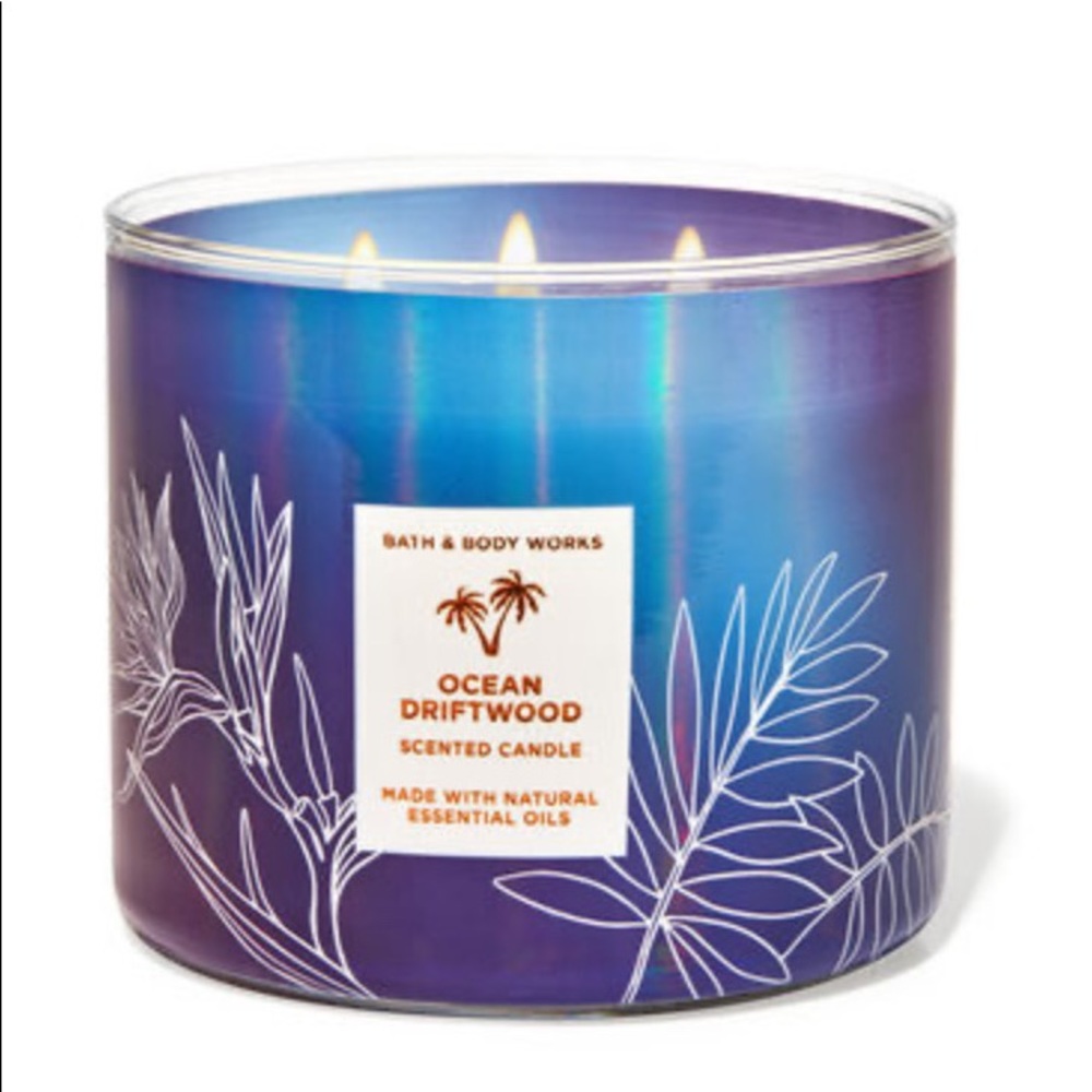 Brand New Bath and Body Works Ocean DriftWood 3 wick candle